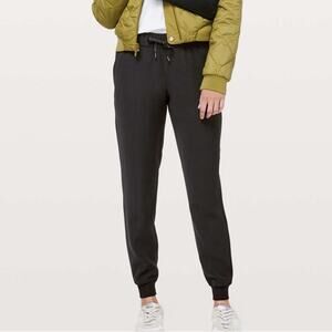 Lululemon On The Fly Jogger Pants Black Drawstring Lounge Travel Active Size 6